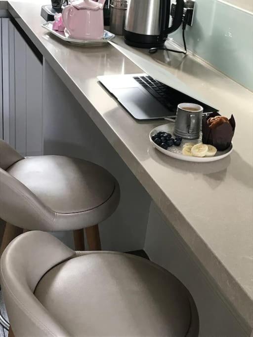 Stylish 3-Bedroom Flat In Kensington London Luaran gambar